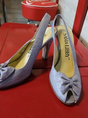 Sam & Libby Croc-Embossed Lilac Peep-Toe Slingback Heels with Bow